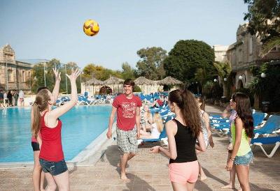 Englisch-Frühjahrssprachreise Campus St. Julian's auf Malta Englisch-Frühjahrssprachreise Campus St. Julian's auf Malta - Pembroke/Paceville